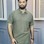 OLD MONEY POLO T-SHIRT- OLIVE.