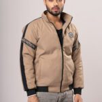 MEN'S PREMIUM HIGH-NECK JACKET.